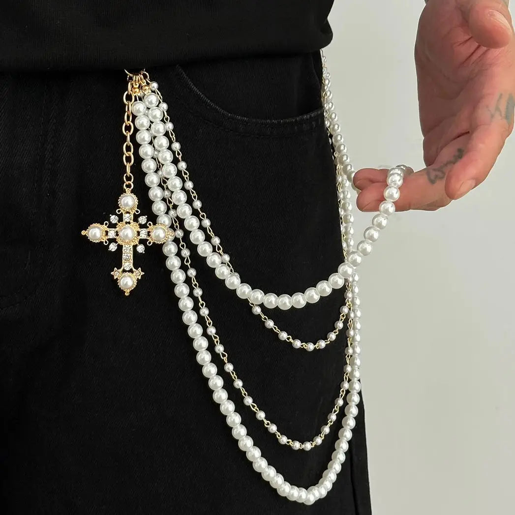 The Saint Pearl Chain